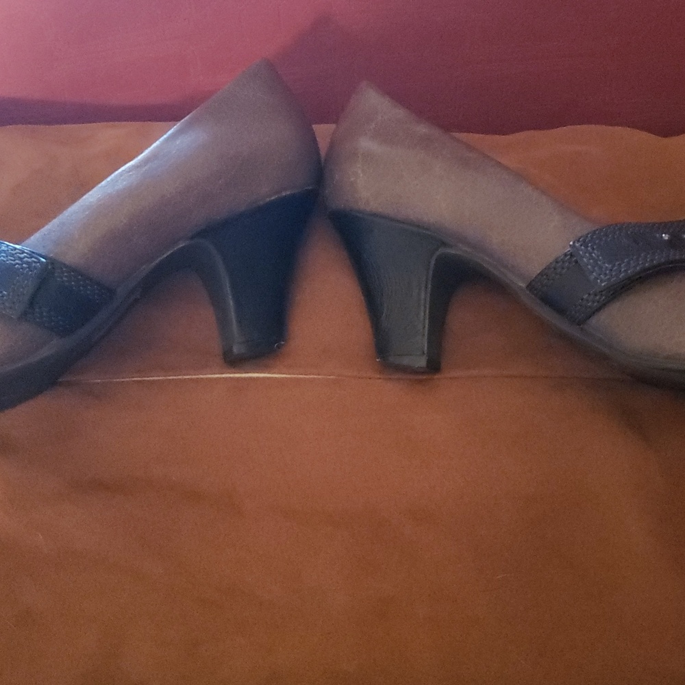 Jeffrey Campbell kitten heel - Picture 6 of 6
